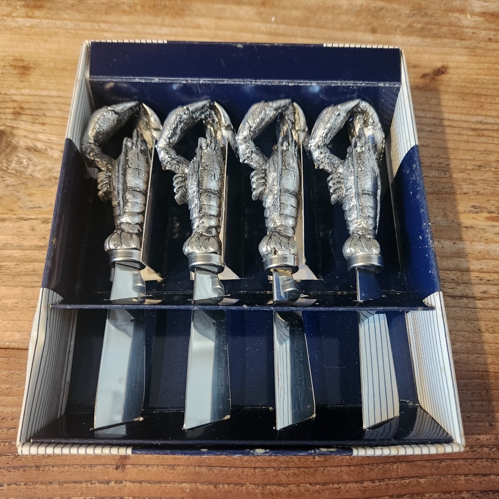 Boxed Set of 4 Boston Warehouse Lobster Shaped Spreaders